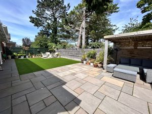 Photo 40- click for photo gallery